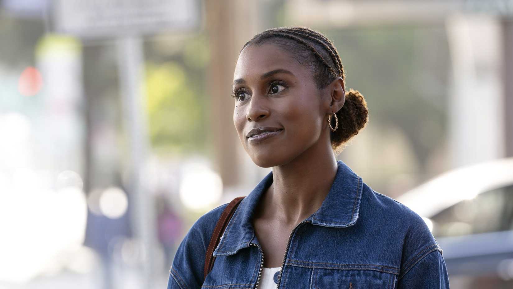 8 Perfect Brain-Soothing Comfort Shows to Get You Through a Breakup