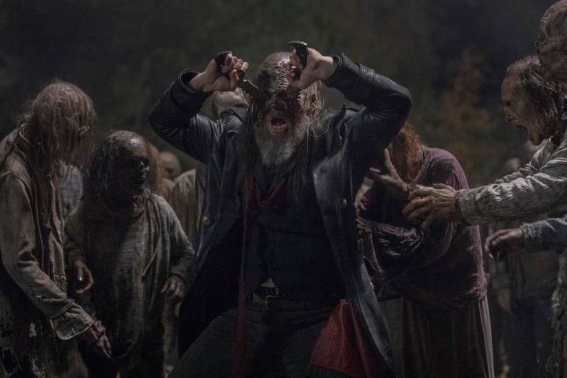The Walking Dead Deleted an Epic Daryl and Negan vs. Beta Fight Scene