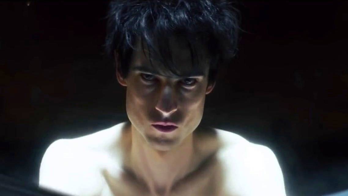 New Sandman Image Reveals Dream; Neil Gaimen Says Series Will Surprise ...