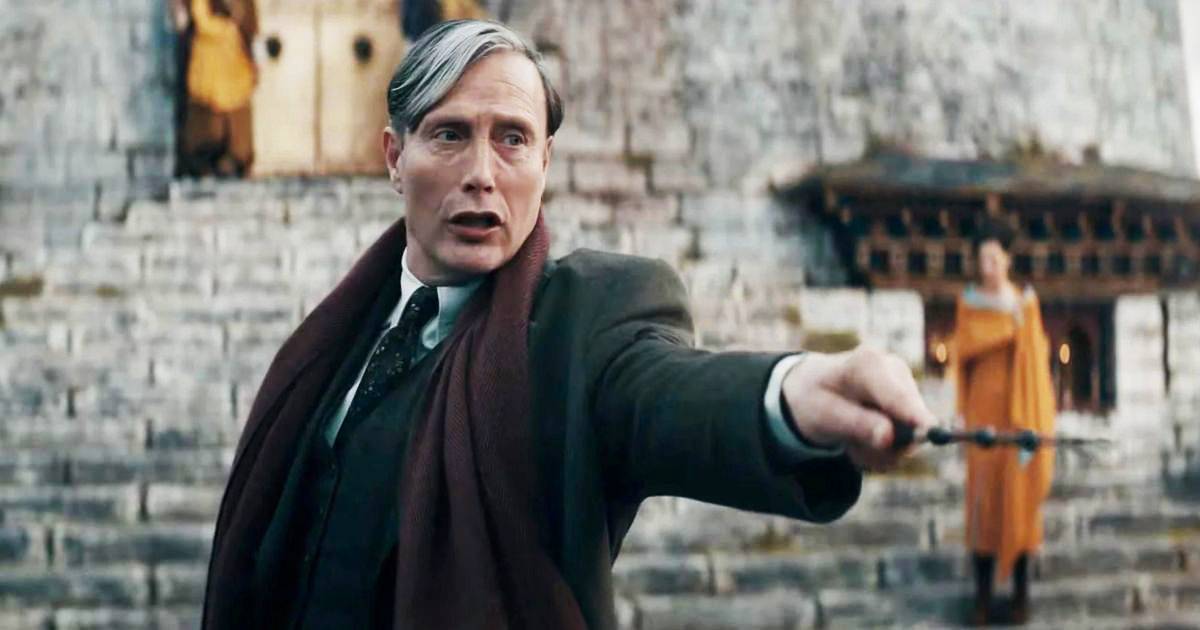 Fantastic Beasts: The Secrets of Dumbledore Gets Stunning IMAX Motion Art