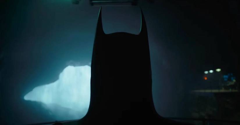 The Flash CinemaCon Footage: Michael Keaton Gets Nuts & More Details ...