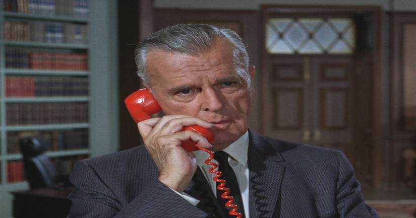 Every Live-Action Performance of Commissioner Gordon, Ranked