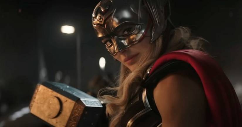 Thor: Love and Thunder: Why Did Natalie Portman Say Yes to Returning to ...