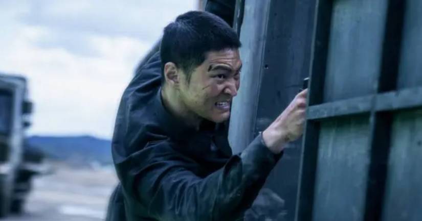 Carter Review: A Messy Action Movie With No Substance