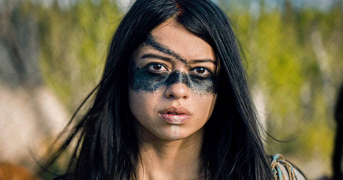 Prey Star Amber Midthunder Honored with Saturn Award for Breakthrough ...