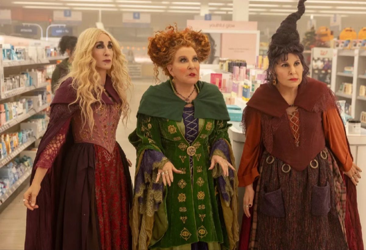 Hocus Pocus 2 Trailer Teases The Sanderson Sisters Origins