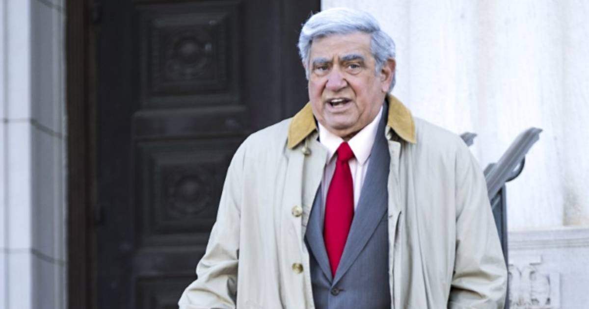 The Wonder Years Star Dan Lauria to Play Tip O'Neill in Reagan