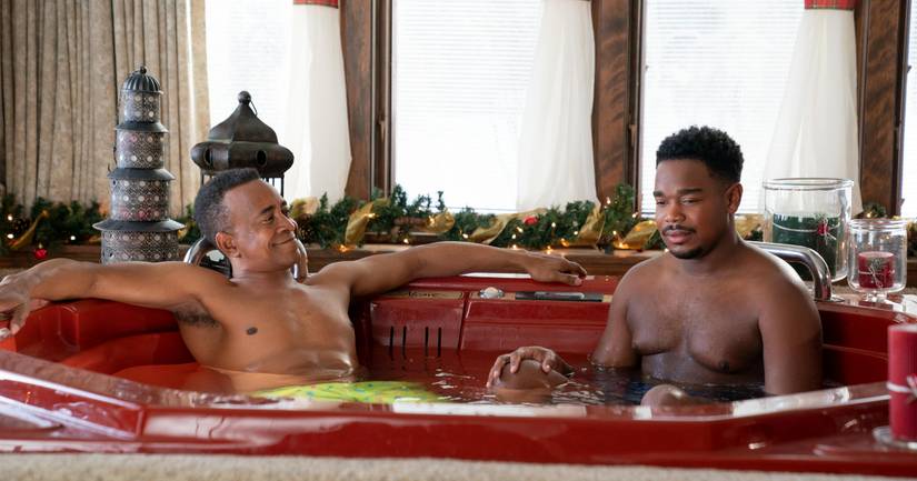 Exclusive: It's a Wonderful Binge Stars Discuss Hulu's Lit-Up Holiday ...