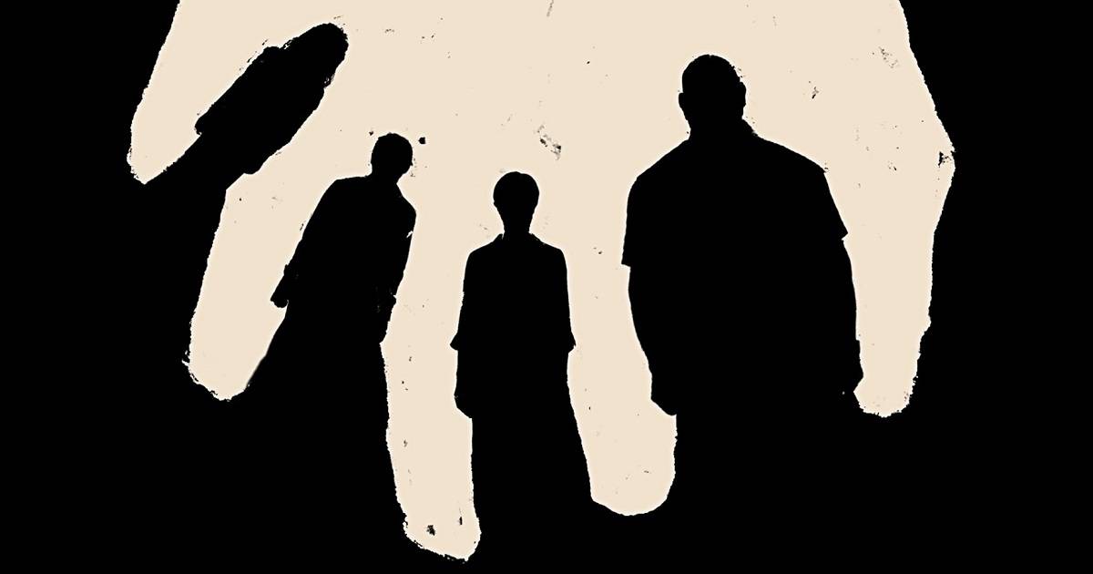 New Knock at the Cabin Poster Teases the M. Night Shyamalan Horror Outing