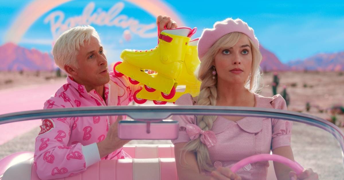 movie characters that wear pink dresses Fashion Highlight: Pink dresses in movies : r/popculturechat