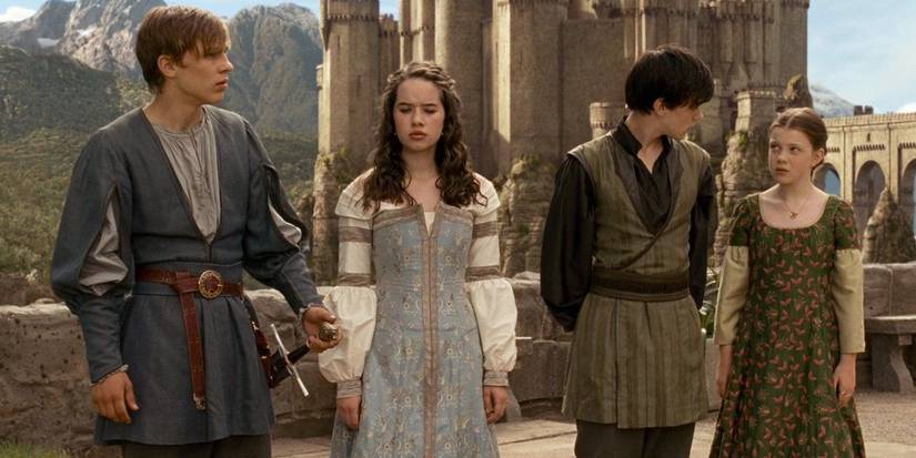 The Chronicles of Narnia: Prince Caspian William Moseley as Peter, Anna Popplewell as Susan, Skander Keynes as Edmund, and Georgie Henley as Lucy as Peter and Susan say goodbye to Narnia