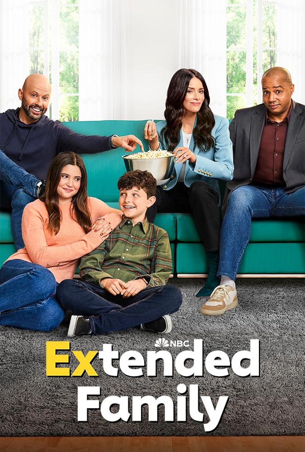 Extended Family Cast and Creator Discuss the Sitcom and the Boston Celtics