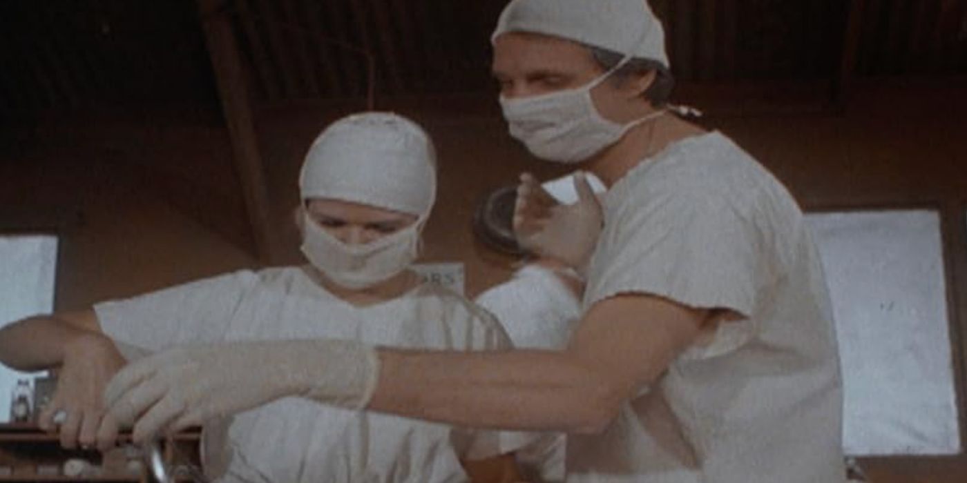 4 Ways the M*A*S*H TV Show Was Historically Accurate (And 6 Ways it Wasn't)