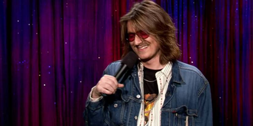 Noel Fielding Remembers Richard Lewis and Mitch Hedberg as Comedy Icons