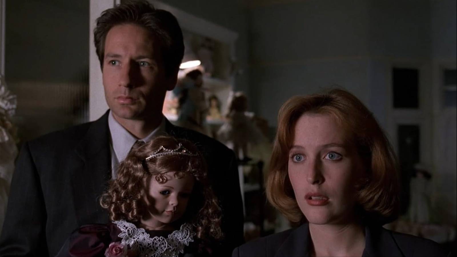 Gillain Anderson Tells David Duchovny Why She Left 'The X-Files', image size:1600x900