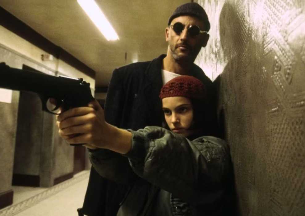 Professional Mathilda Gun Window Léon: The Professional Director Luc Besson Responds to Natalie Portman ...