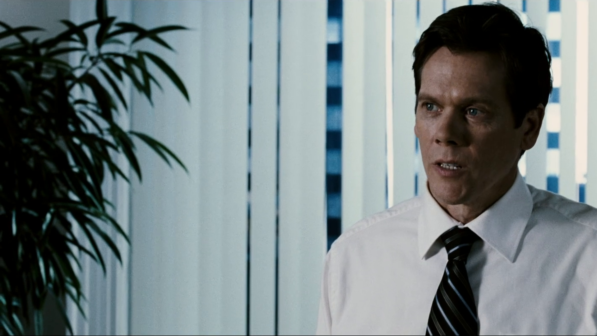 Kevin Bacon's 106-Minute Remake of '80s Vigilante Action Thriller ...