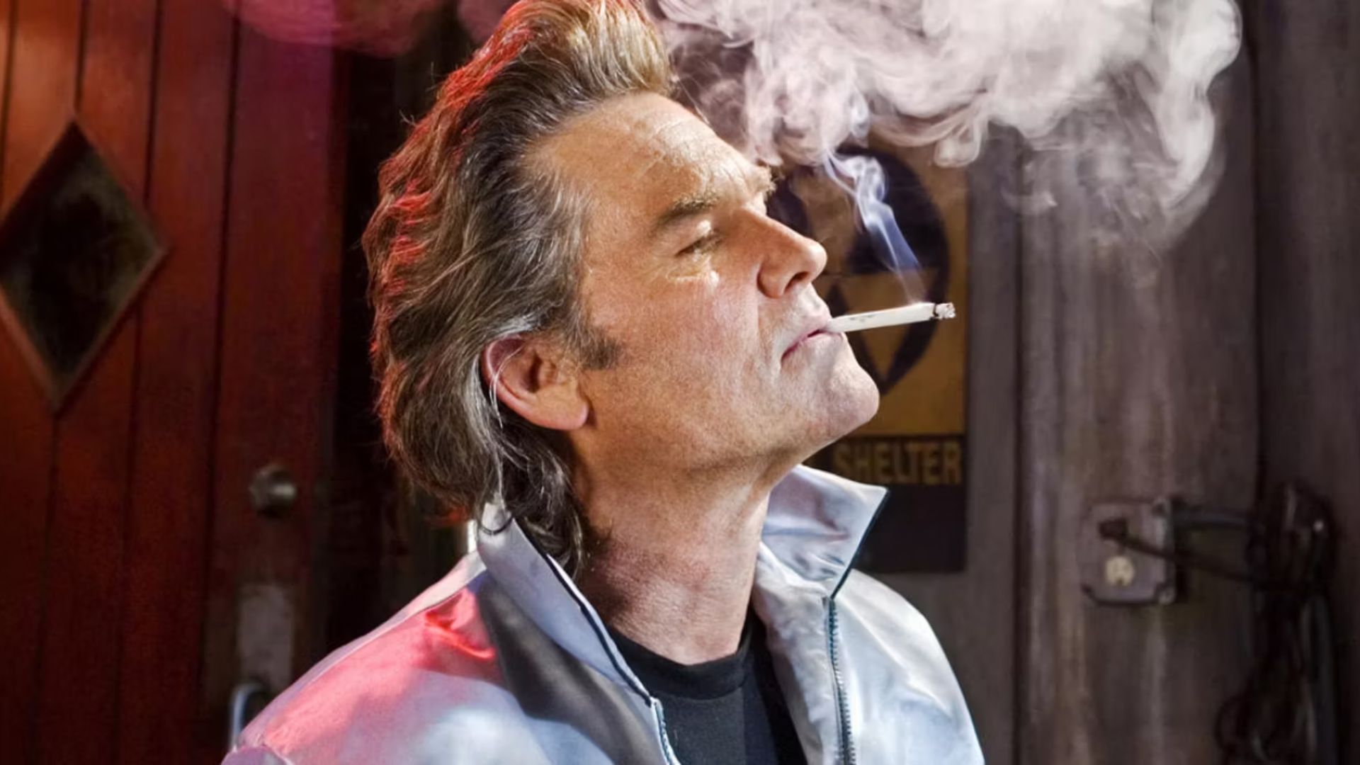 does kurt russell smoke cigarettes authentic signed celebrity 8x10 photo W/Certificate Autographed (B0249) Top 10 Kurt Russell Performances