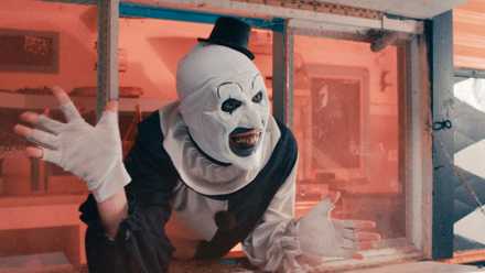 Terrifier References 8 Best Easter Eggs and References in Terrifier 3
