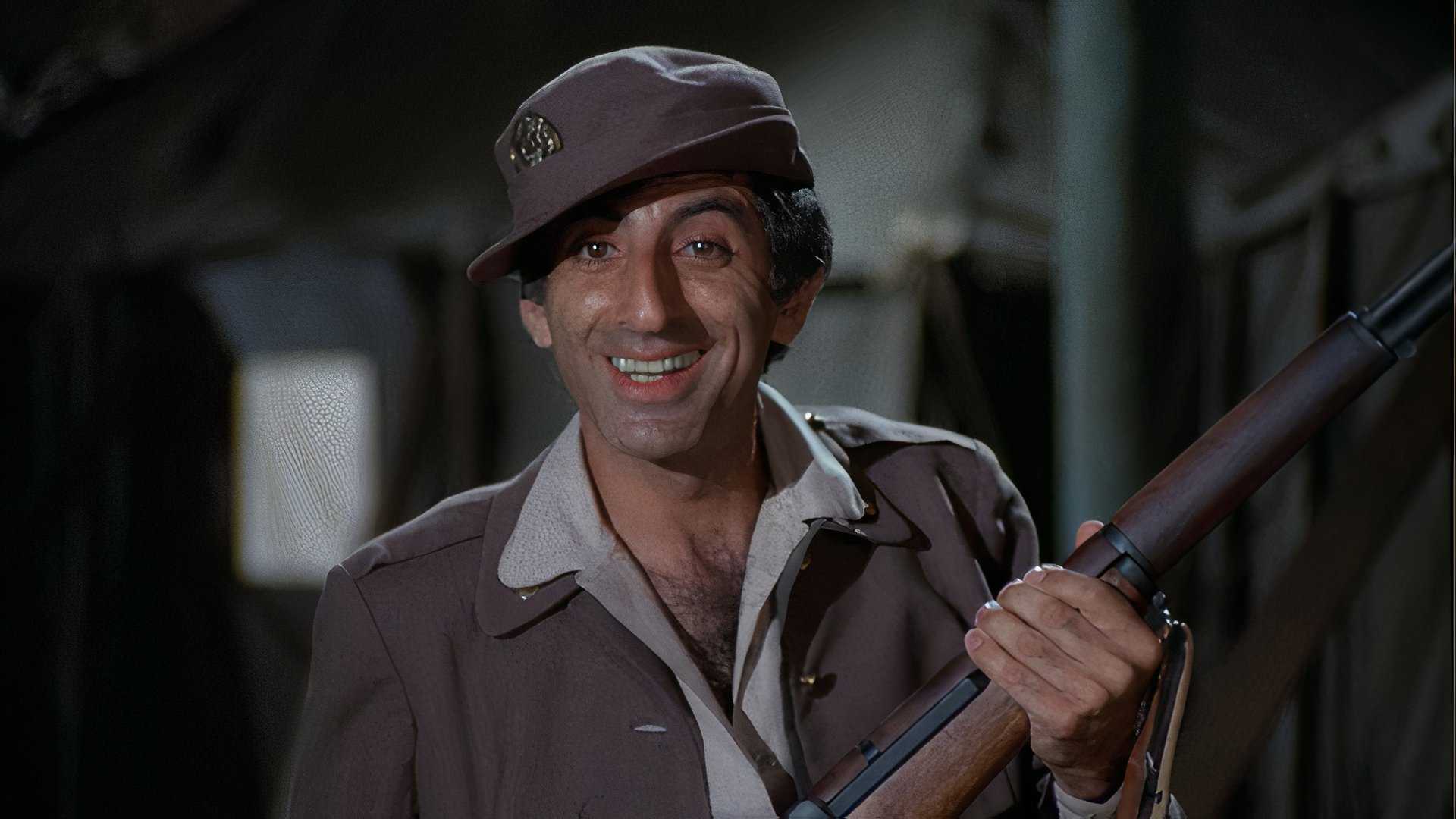 Klinger Angry Klinger’s 10 Best Outfits on M*A*S*H