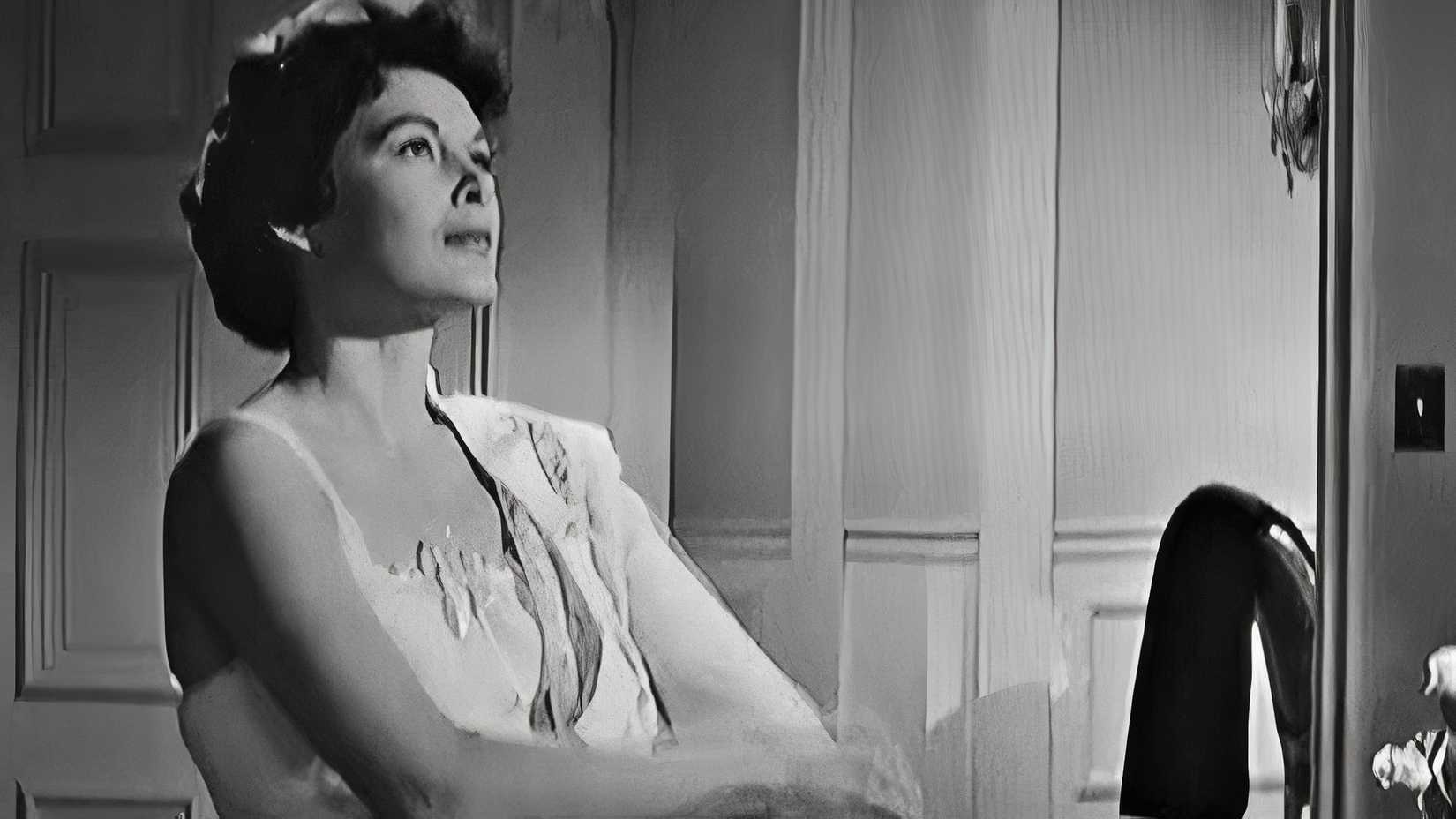 Bess Flowers in The Young Philadelphians