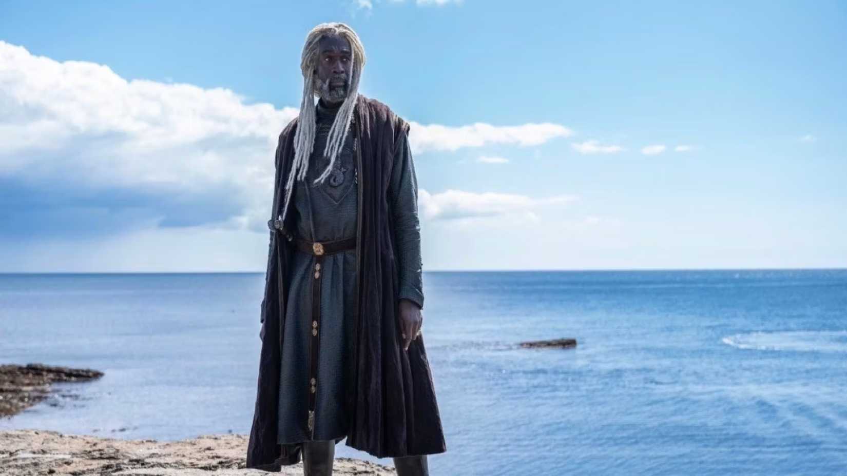 Corlys Velaryon standing near the ocean on a cliff in House of the Dragon