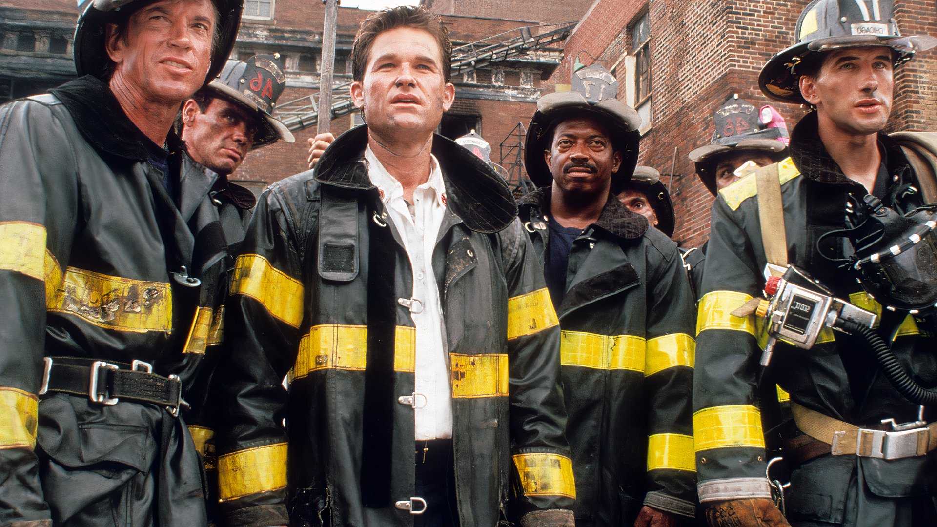 Backdraft Universal Glen Powell Attached to Star in Remake of Kurt Russell's Backdraft