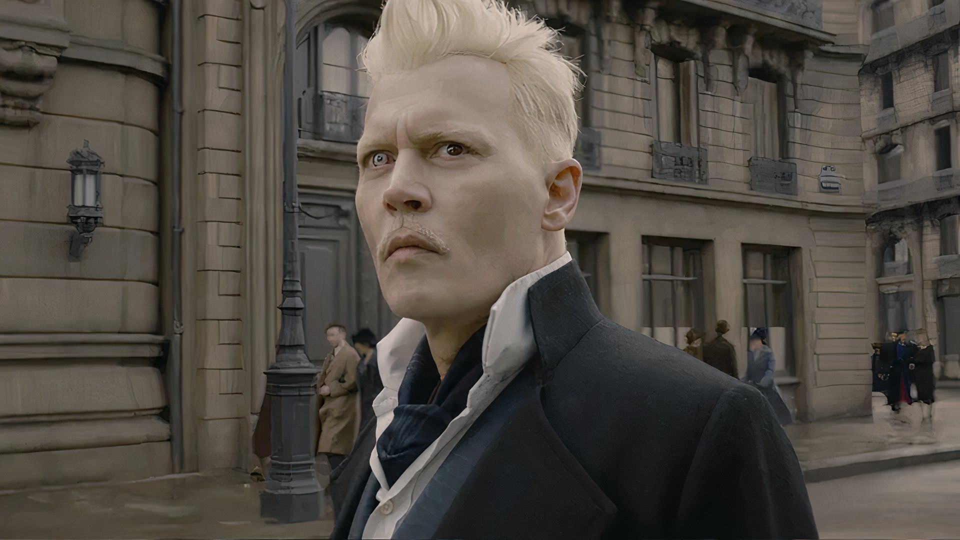 Fantastic Beasts Star Eddie Redmayne Offers Update on the Harry Potter ...