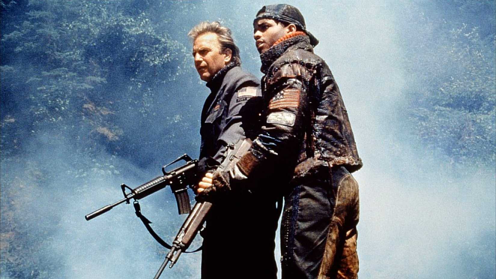 Kevin Costner's Sci-Fi Action Flop 'Waterworld' is Streaming on Netflix ...