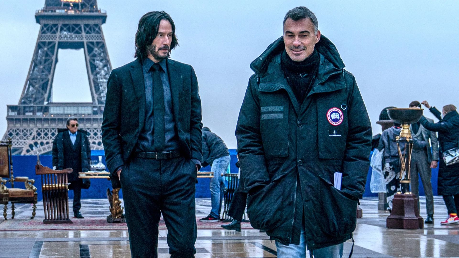 keanue reeves and chad stahelski on set of john wick chapter 4