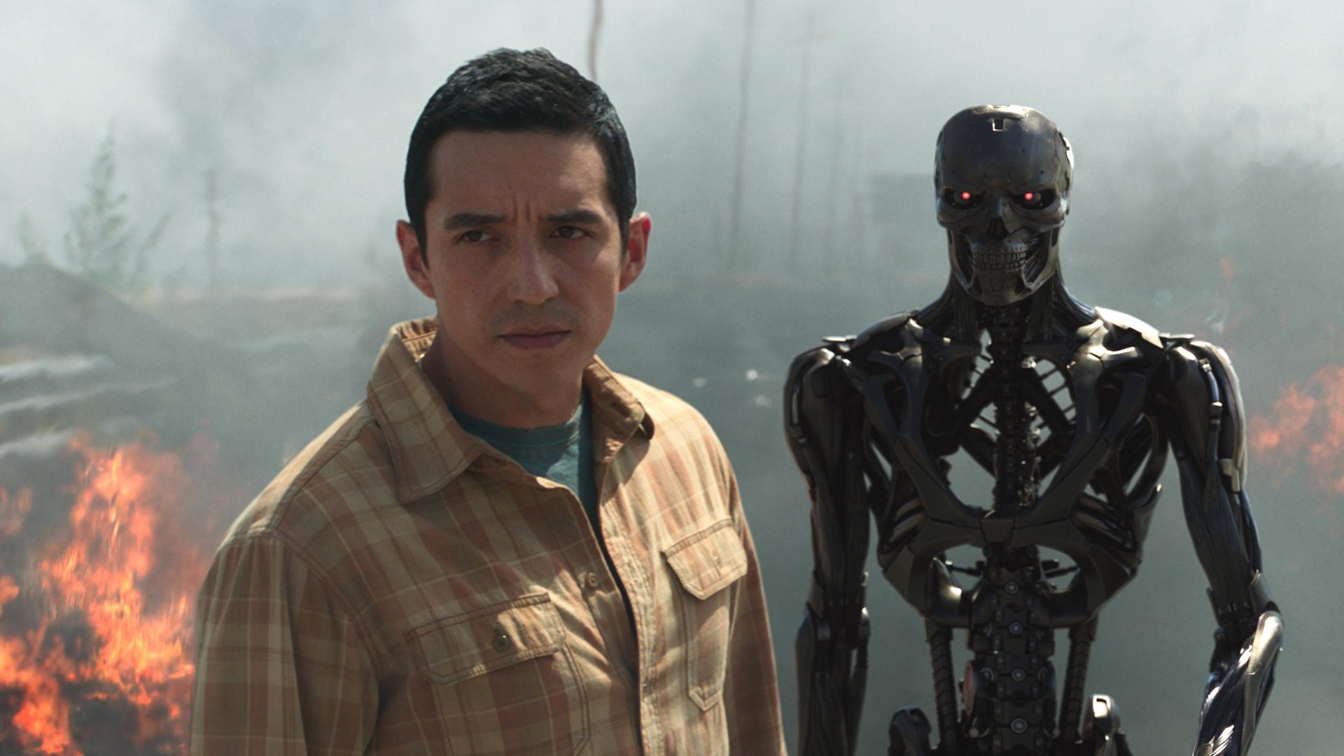 Terminator: Dark Fate Flopped Because of James Cameron's John Connor ...