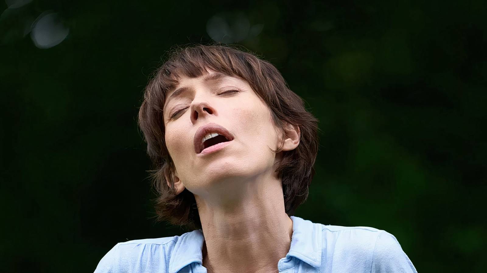 Starz Sets Rebecca Hall Thriller 'The Listeners' for U.S. Release 2 Years After UK Debut