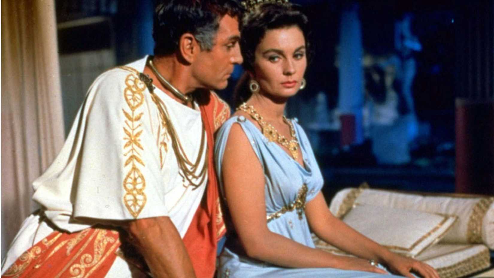 Laurence Olivier and Jean Simmons as Crassus and Varinia