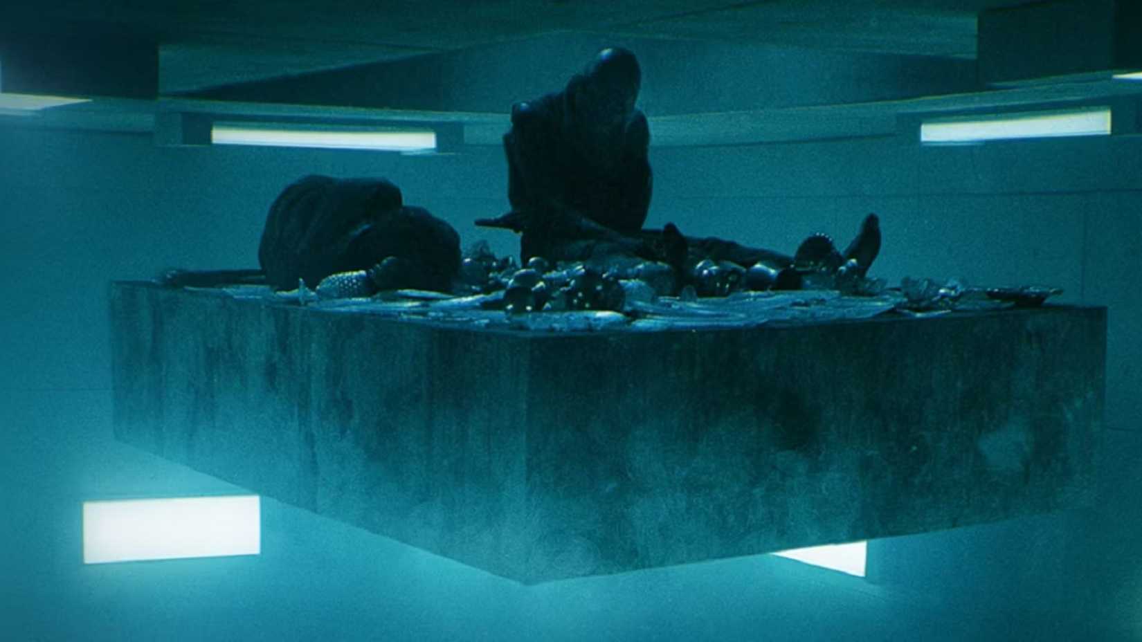 9 Masterpiece Thriller Movies That Hook You in the First 10 Minutes