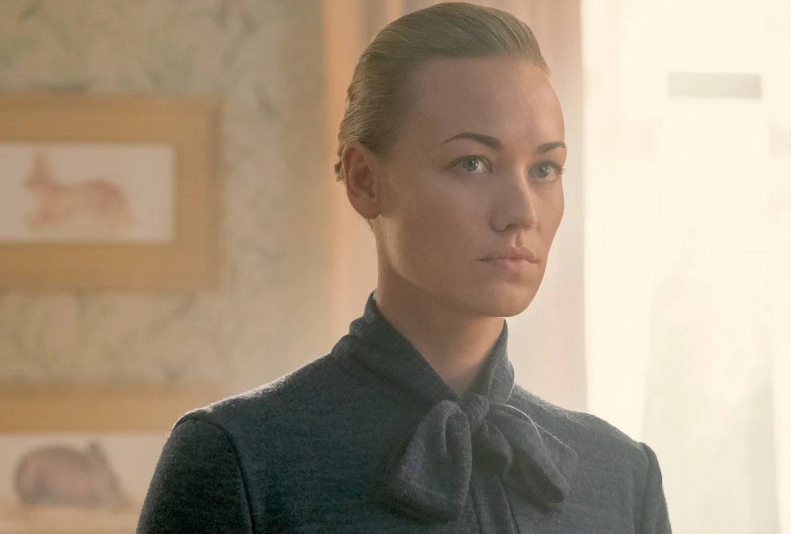 The Handmaid's Tale Season 6 Teased by Yvonne Strahovski with One Big Word, image size:1600x1080