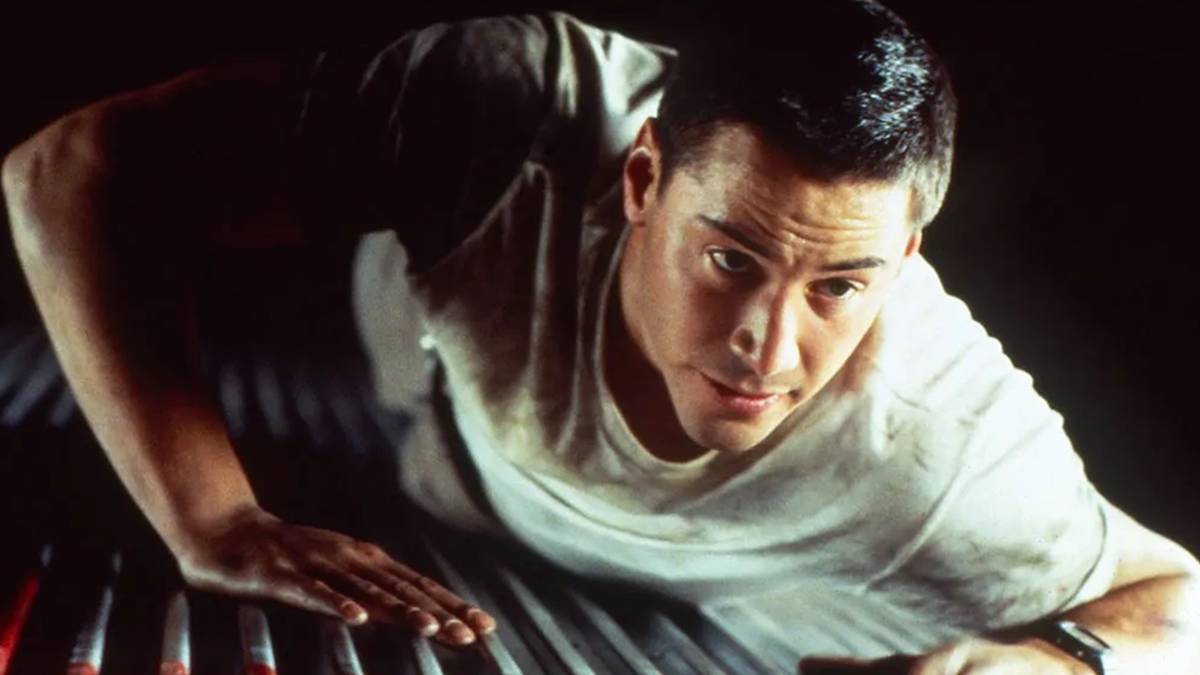 Keanu Reeves Action Thriller ‘Speed’ Finds New Streaming Home Next Month