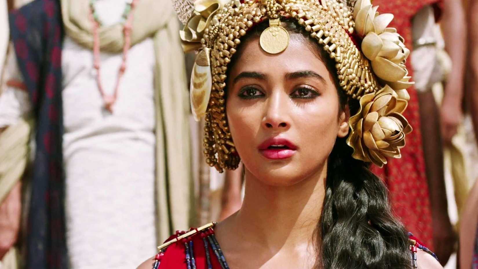 Still from the Indian historical drama Mohenjo Daro (2016)