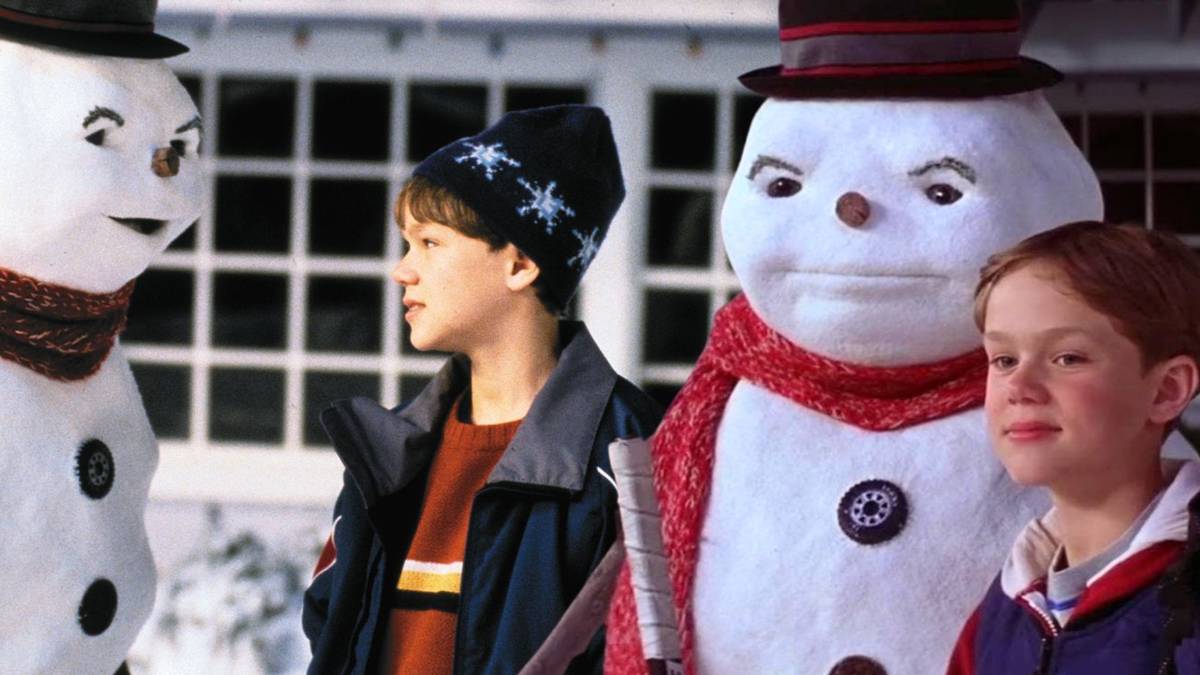 George Clooney Almost Starred in the Christmas Disaster 'Jack Frost', image size:1200x675