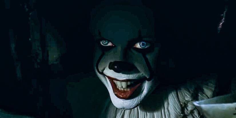 Bill Skarsgard As Pennywise In It (2017)