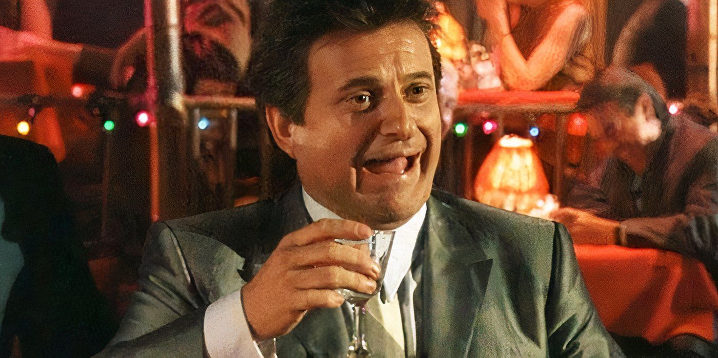https://static0.moviewebimages.com/wordpress/wp-content/uploads/2024/12/goodfellas.jpg