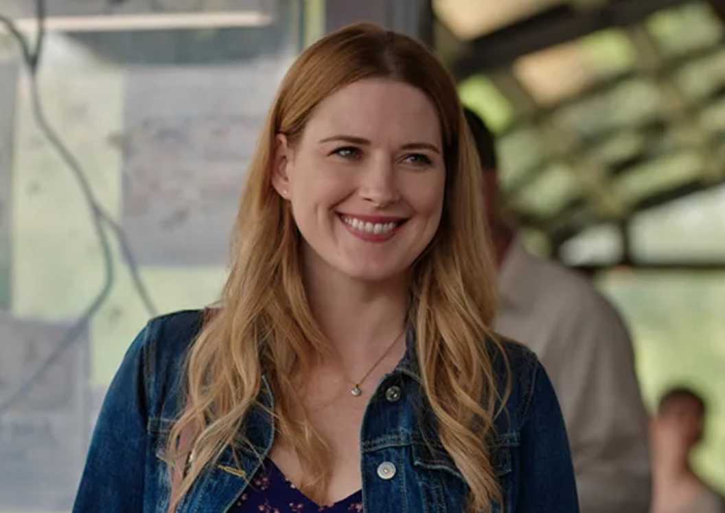 Alexandra Breckenridge as Mel in Virgin River