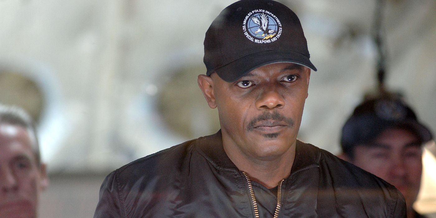 Samuel L. Jackson wears a hat in 2003 movie SWAT
