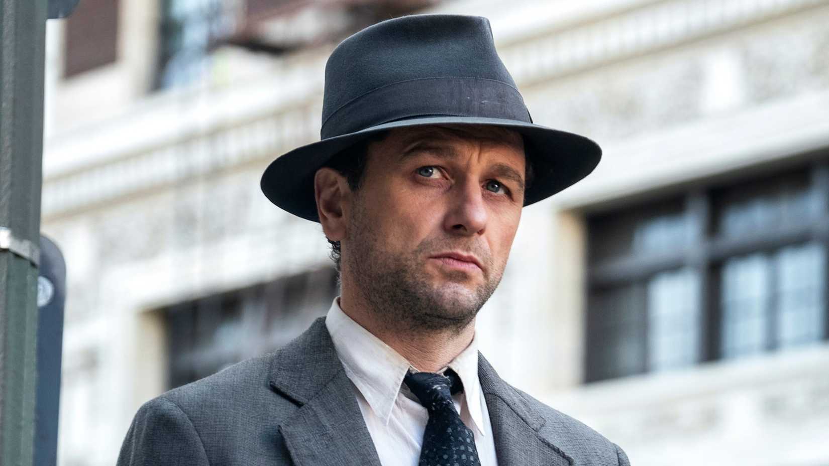 Matthew Rhys in "Perry Mason" 