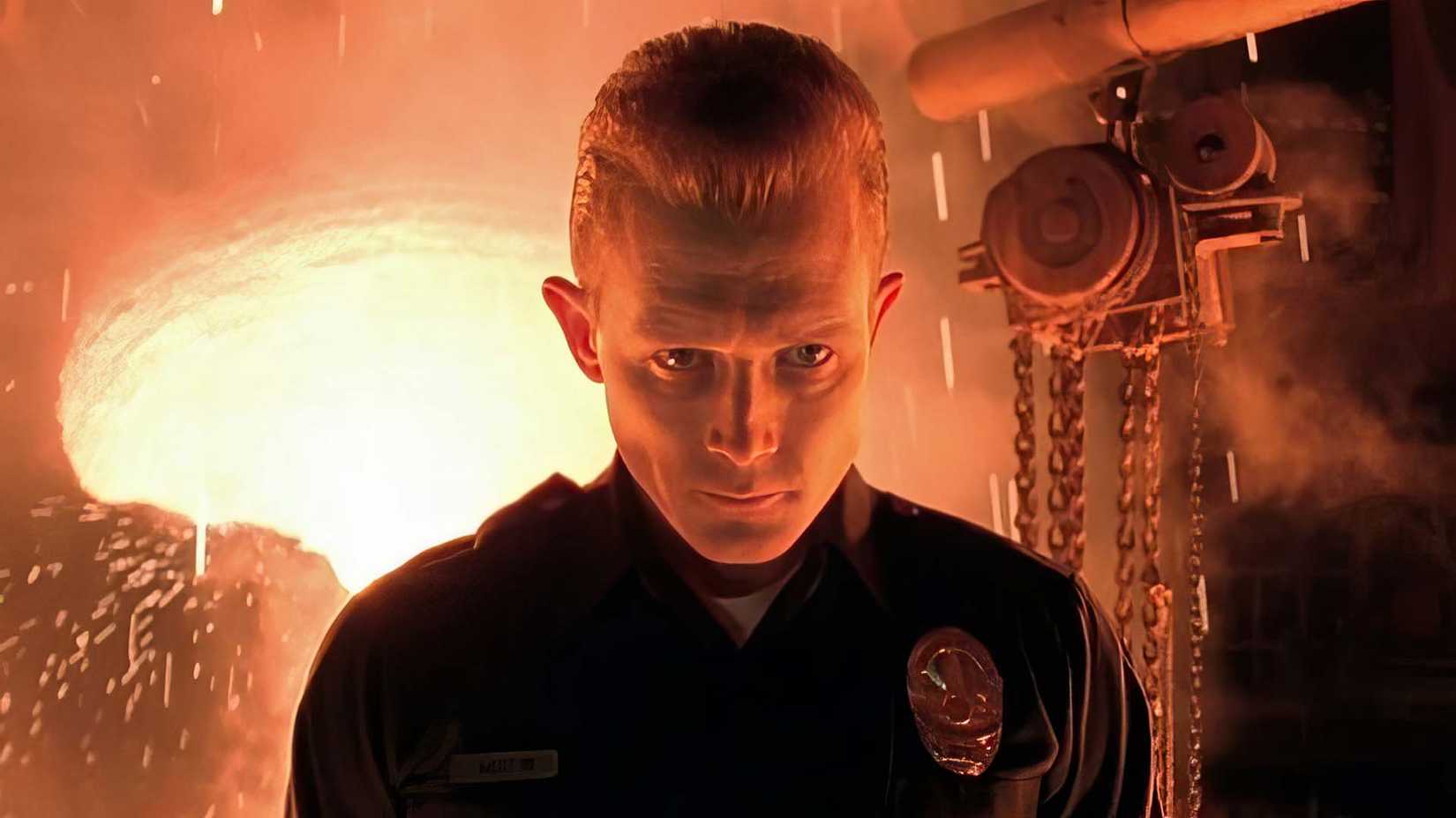 Actor Robert Patrick as the T-1000 at the steelworks in the sci-fi action film 'Terminator 2: Judgment Day'
