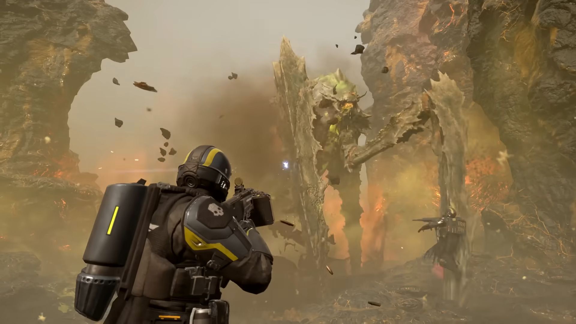 Alan Ritchson Goes Full 'Halo' as Action Sci-fi Adaptation Officially ...