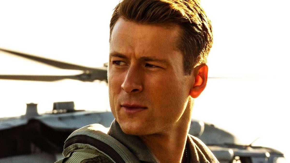 Glen Powell Reveals How the Biggest Action Star in the World Saved Him From Making a Terrible Career Choice Glen Powell Reveals How the Biggest Action Star in the World Saved Him From Making a Terrible Career Choice
