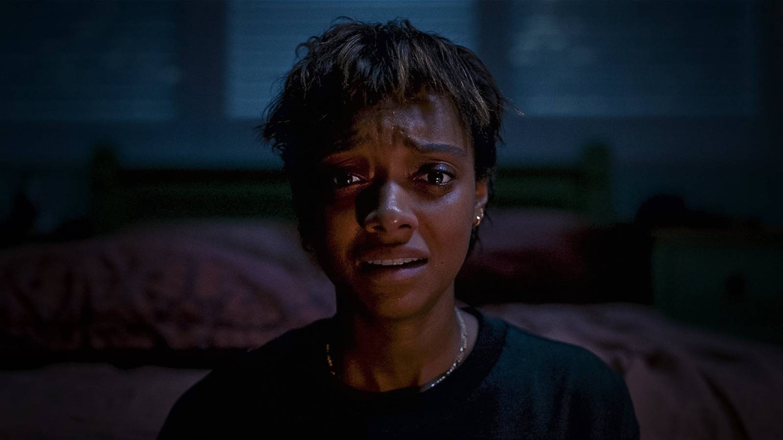 A girl is in emotional distress in Talk to Me