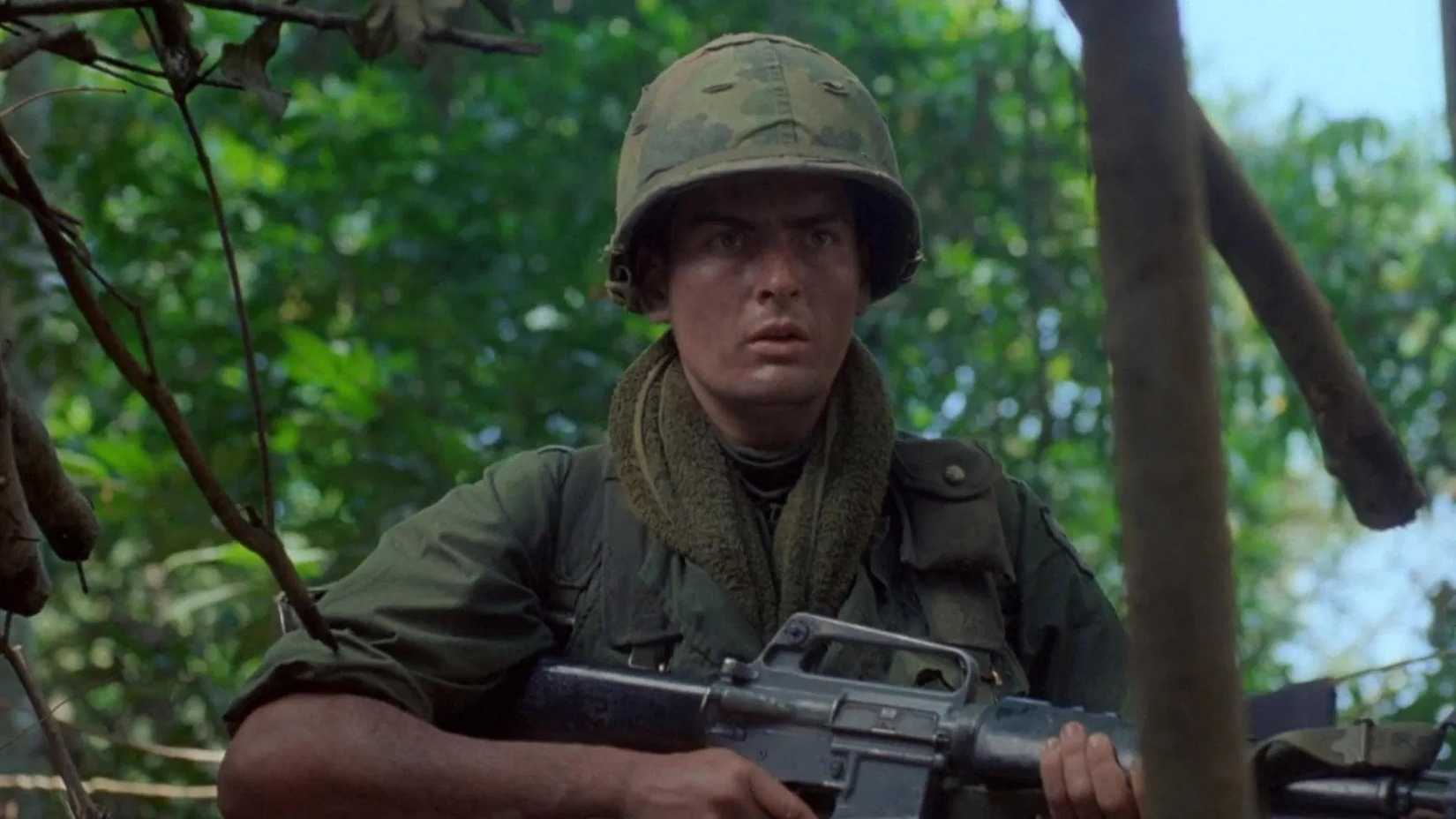 Charlie Sheen stars in Platoon