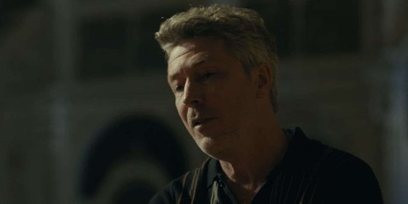 Aidan Gillen in Mayor of Kingstown