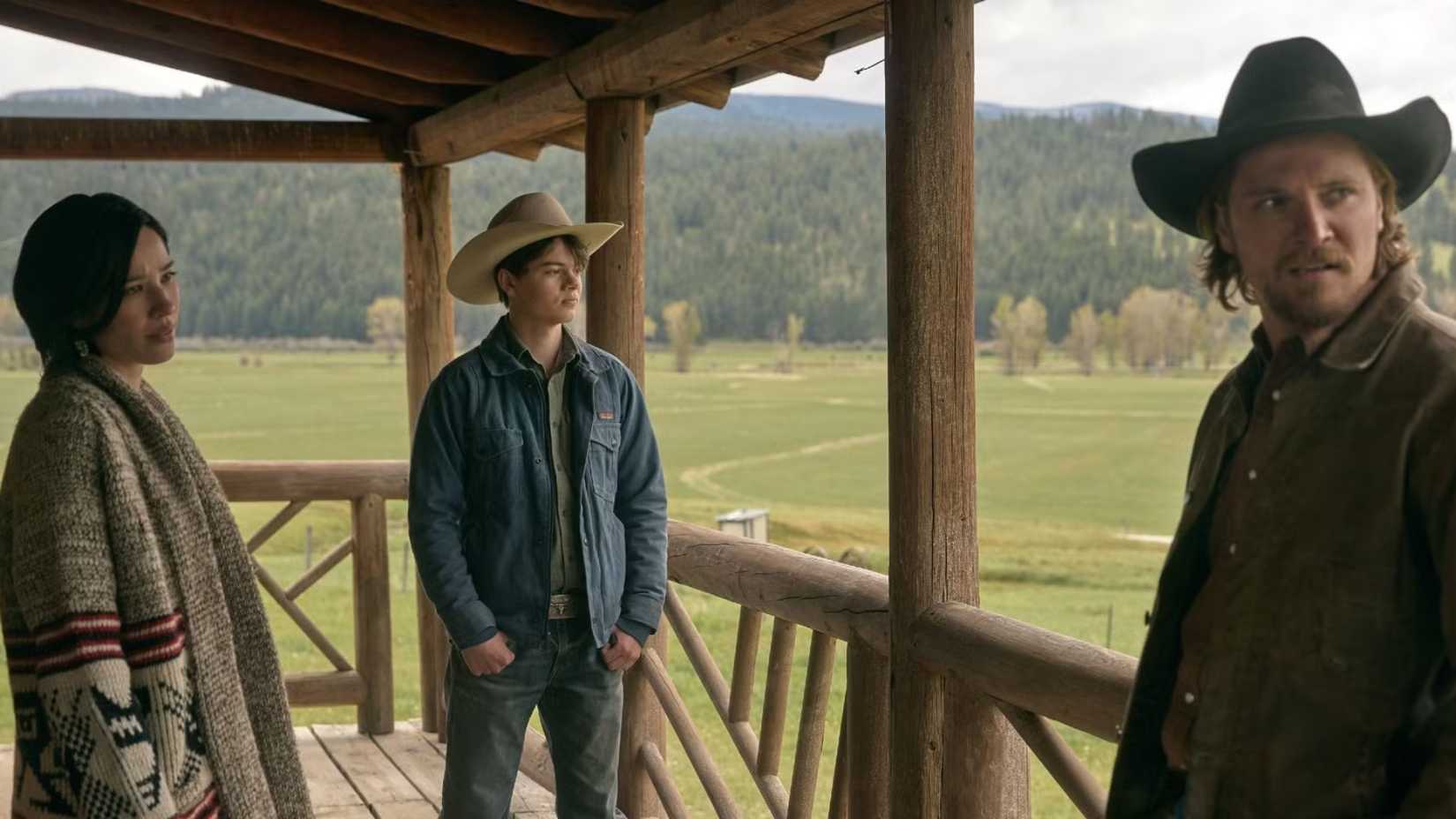Kayce Dutton and his family in Yellowstone